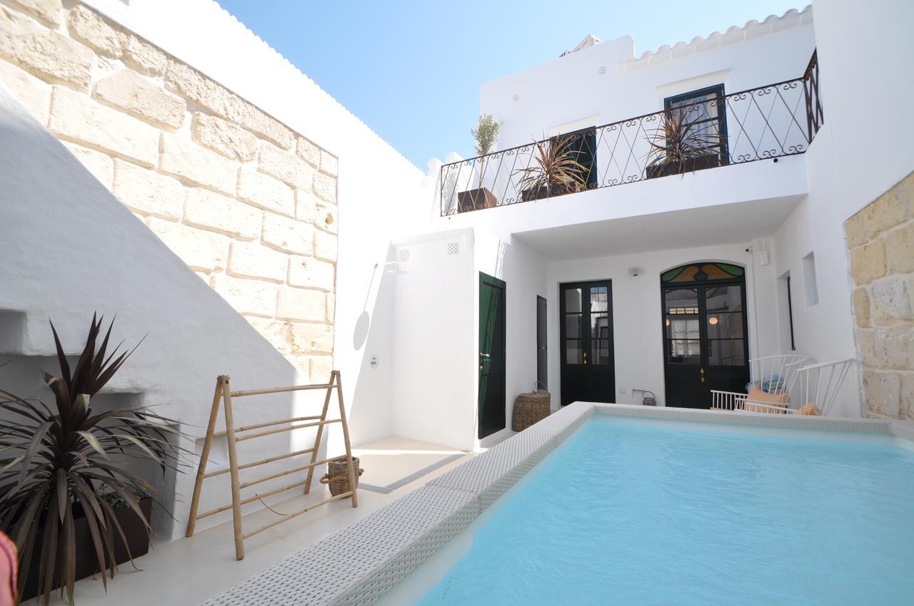Llonga'S 11Th Youth Hostel Ciutadella  Eksteriør bilde