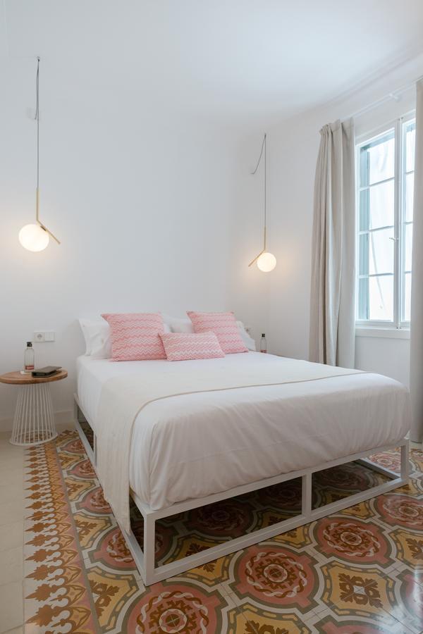 Llonga'S 11Th Youth Hostel Ciutadella  Eksteriør bilde